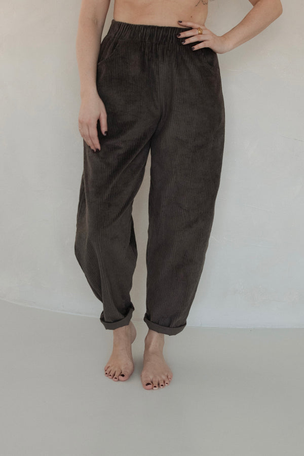 O-Shape-Cordhose Dark Brown